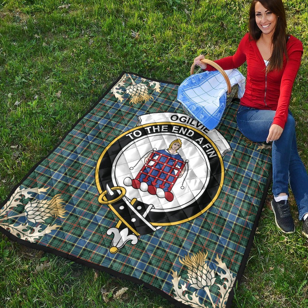 Ogilvie Hunting Ancient Tartan Crest Premium Quilt - Gold Thistle Style