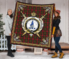 Ged Tartan Crest Premium Quilt - Celtic Thistle Style