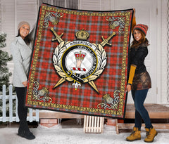 Robertson Weathered Tartan Crest Premium Quilt - Celtic Thistle Style