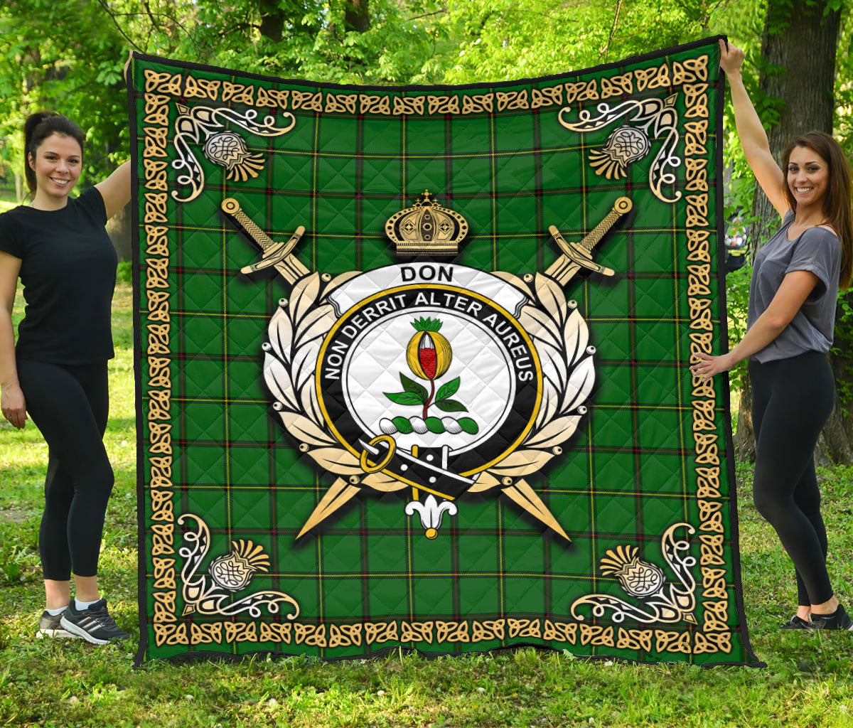 Don Tartan Crest Premium Quilt - Celtic Thistle Style