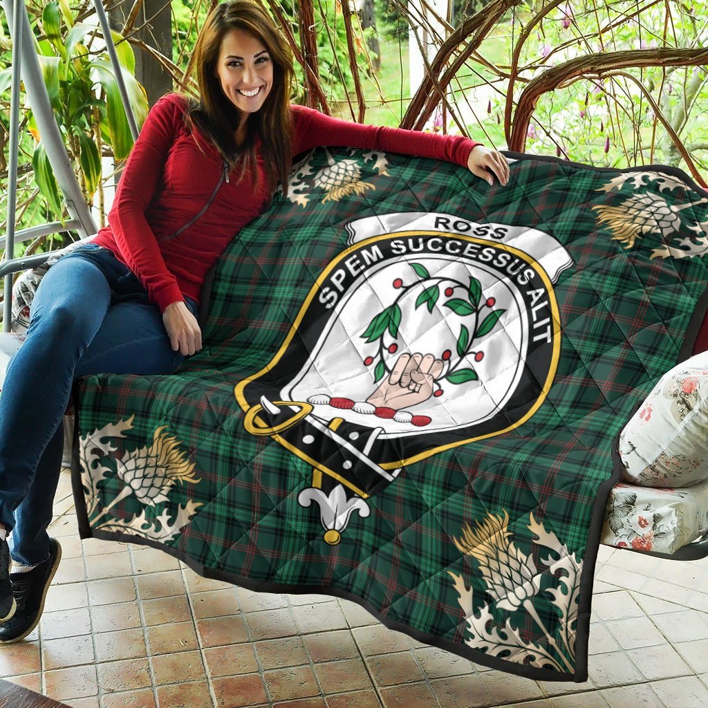 Ross Hunting Modern Tartan Crest Premium Quilt - Gold Thistle Style