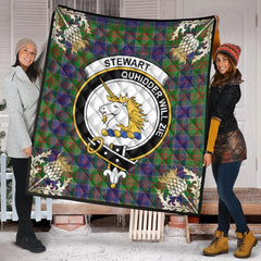 Stewart of Appin Hunting Modern Tartan Crest Premium Quilt - Gold Thistle Style
