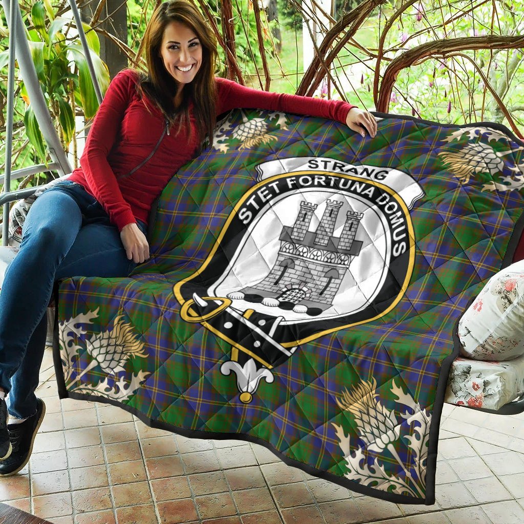 Strange of Balkaskie Tartan Crest Premium Quilt - Gold Thistle Style