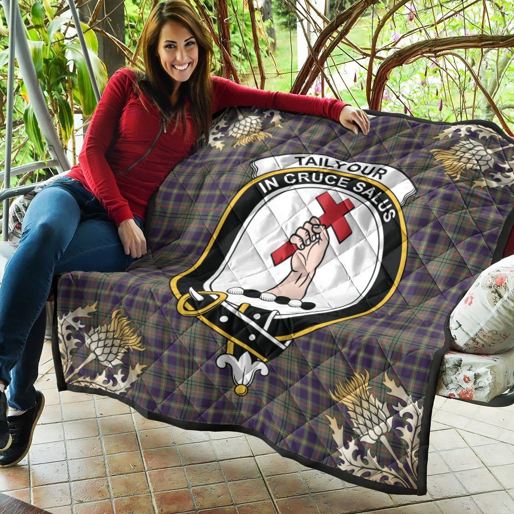 Taylor Weathered Tartan Crest Premium Quilt - Gold Thistle Style
