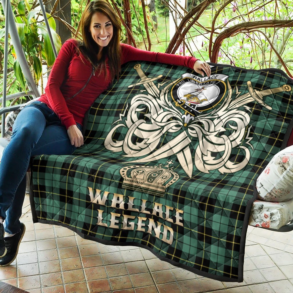 Wallace Hunting Ancient Tartan Crest Legend Gold Royal Premium Quilt