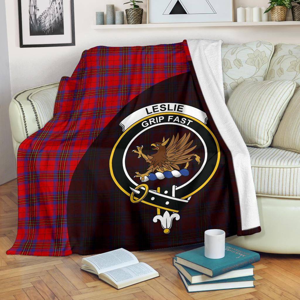 Leslie Modern Tartan Crest Blanket Wave Style