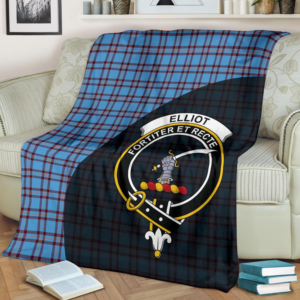 Elliot Ancient Tartan Crest Blanket Wave Style