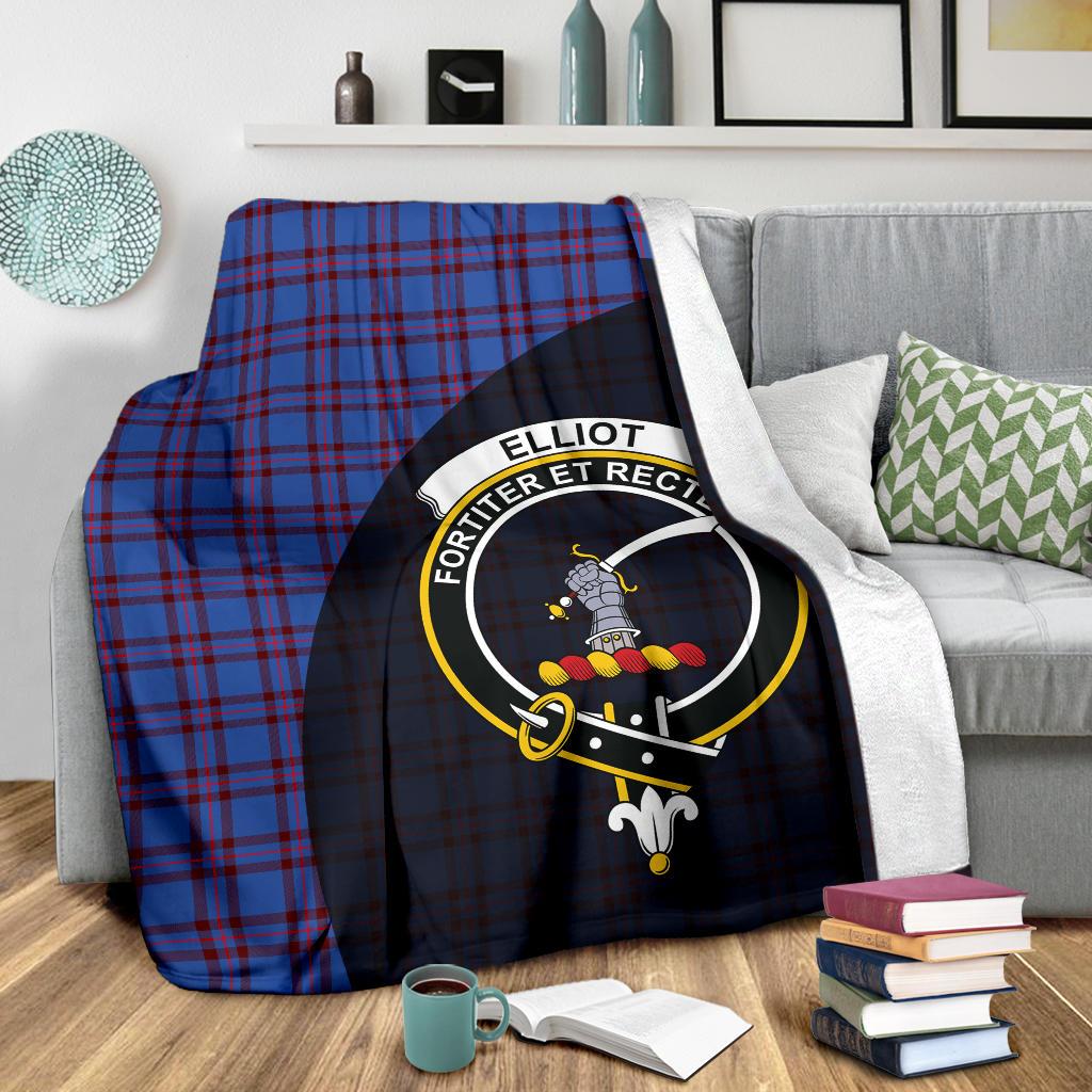 Elliot Modern Tartan Crest Blanket - 3 Sizes