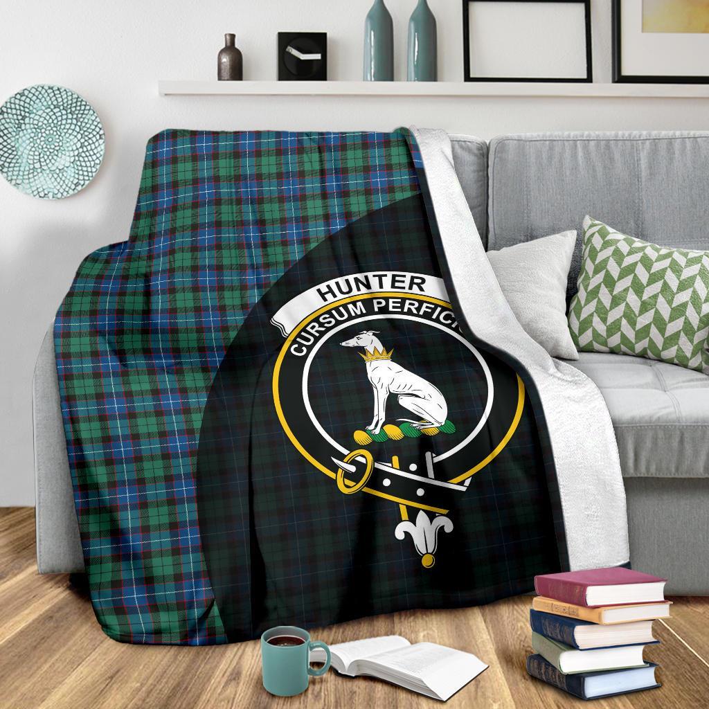 Hunter Ancient Tartan Crest Blanket Wave Style