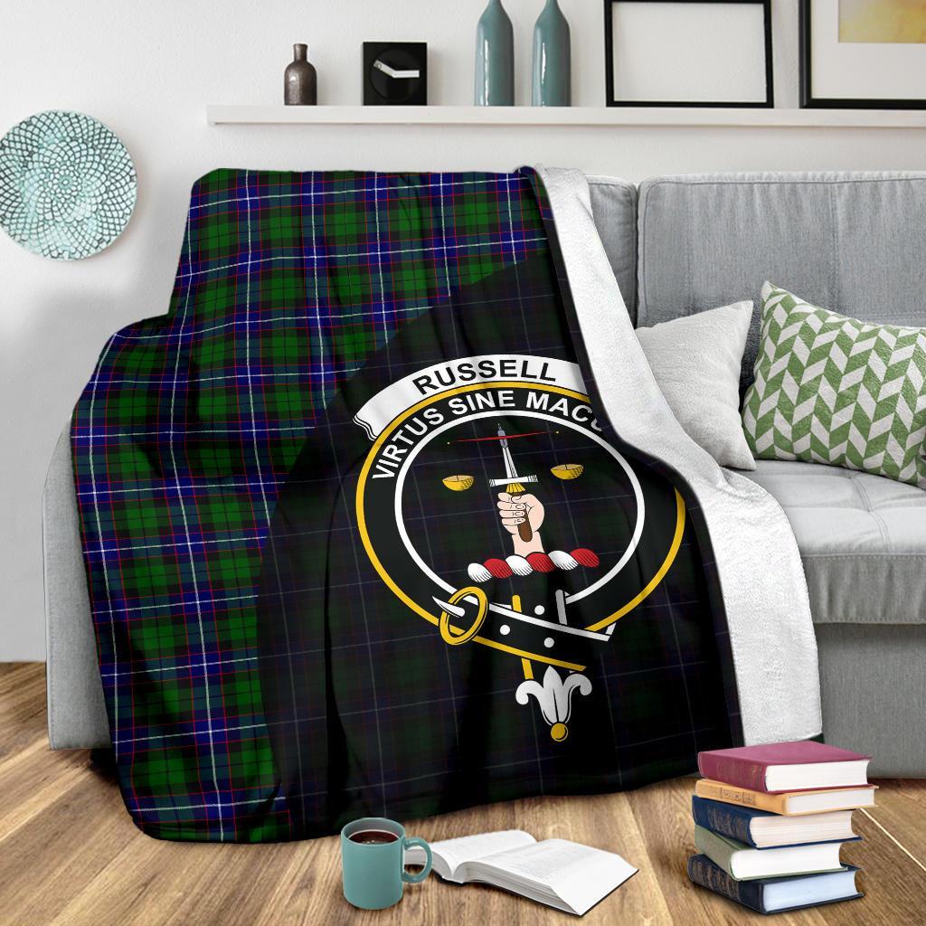 Russell Modern Tartan Crest Blanket Wave Style