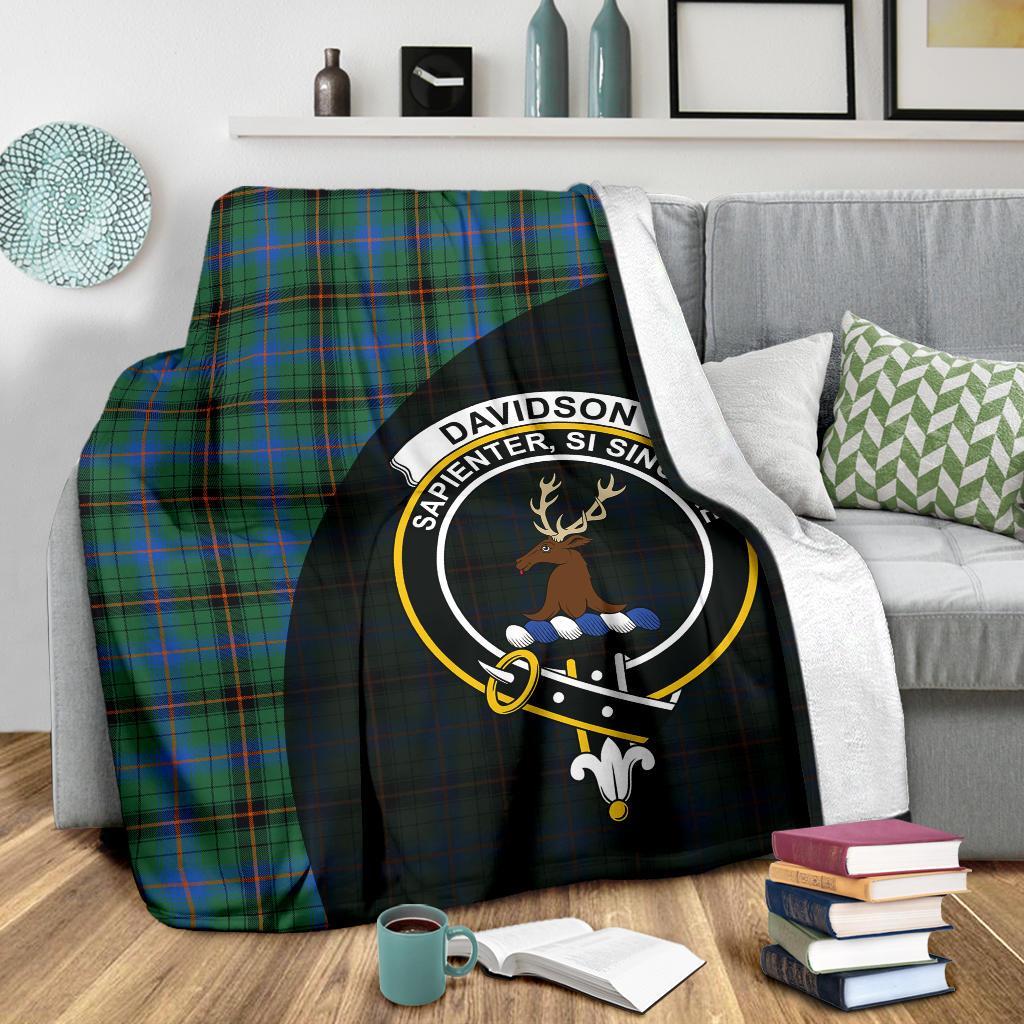 Davidson Ancient Tartan Crest Blanket Wave Style