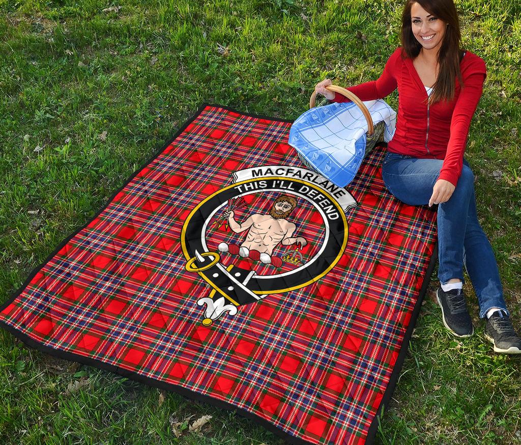 MacFarlane Modern Tartan Crest Quilt