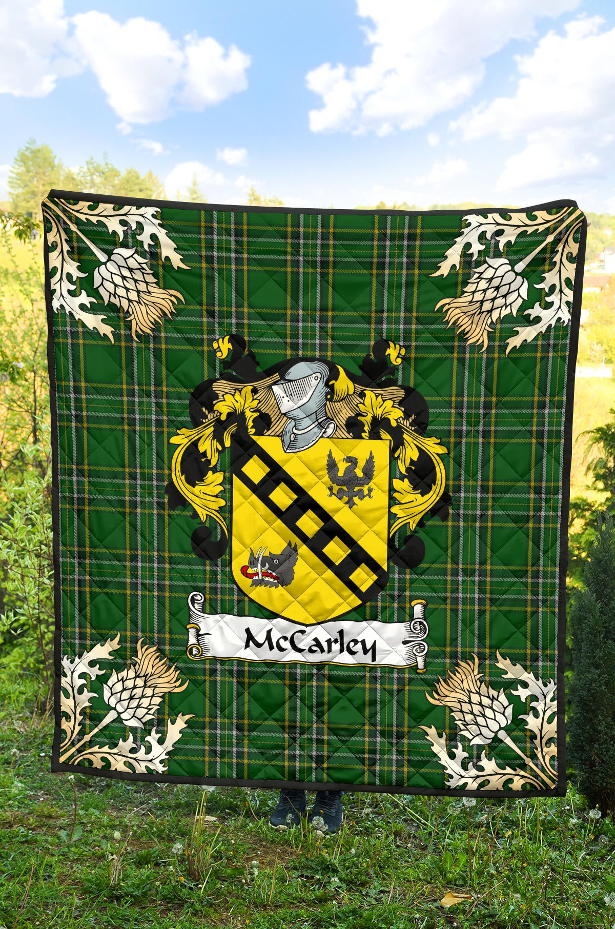 McCarley Tartan Crest Premium Quilt - Gold Thistle Style SP