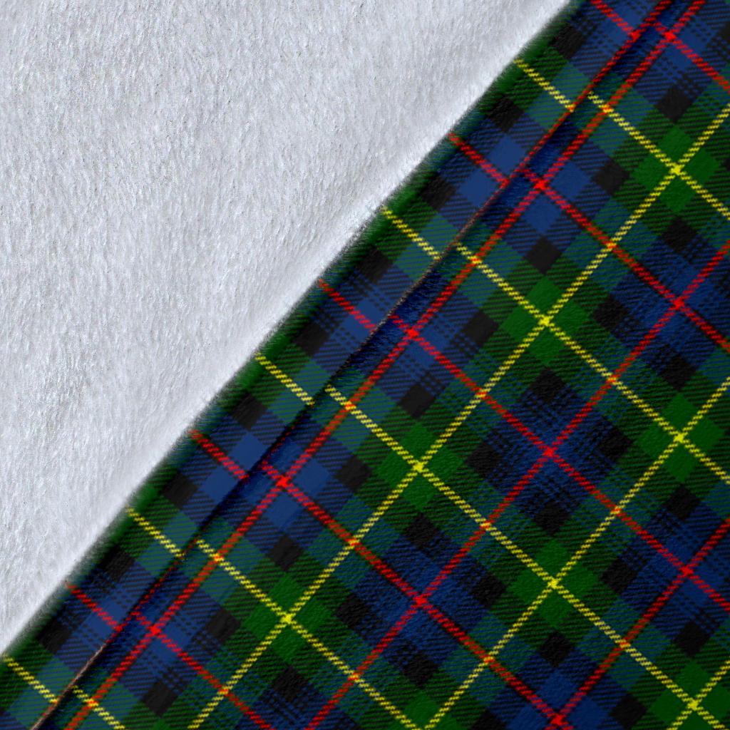 Farquharson Modern Tartan Crest Blanket Wave Style