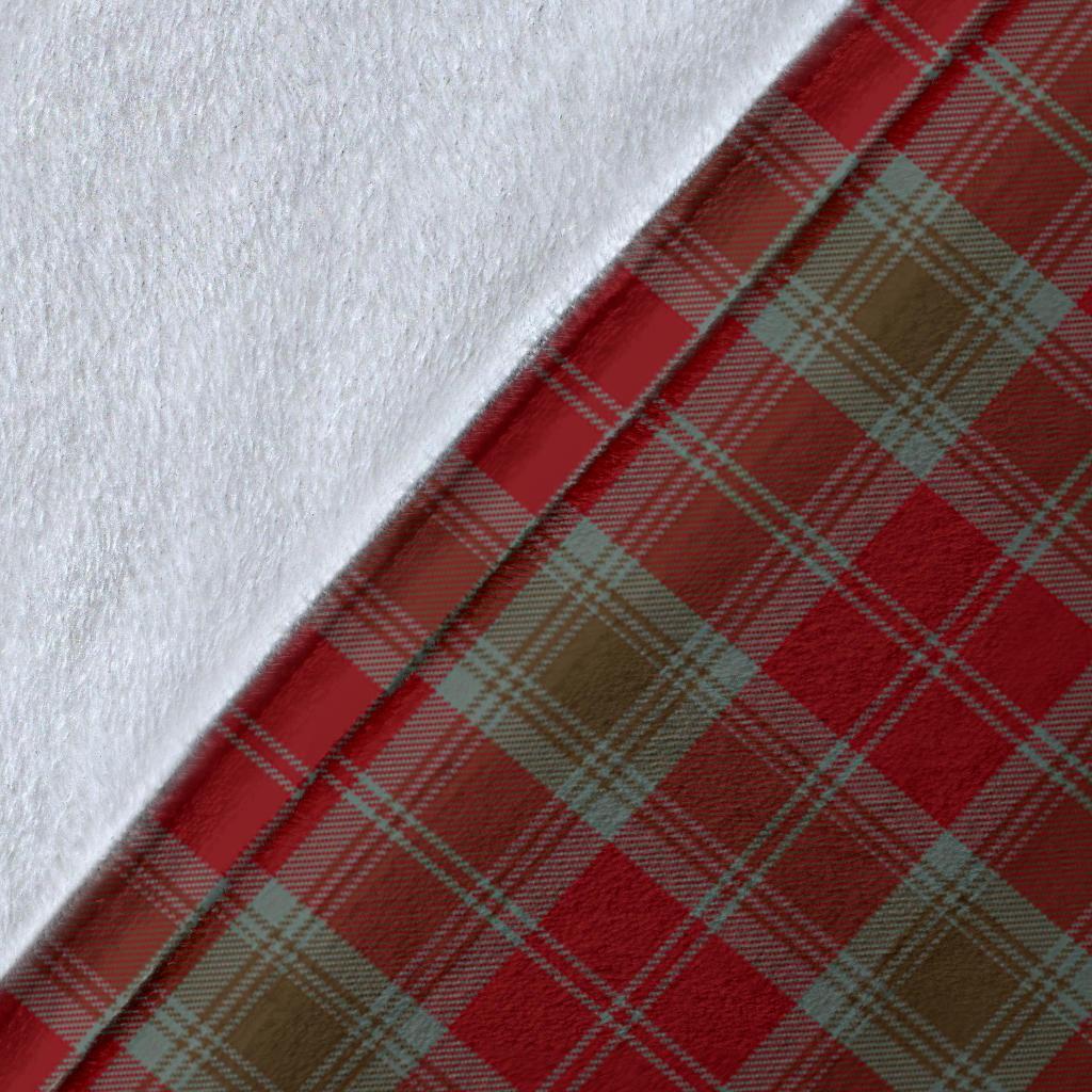 Lindsay Weathered Tartan Crest Blanket Wave Style