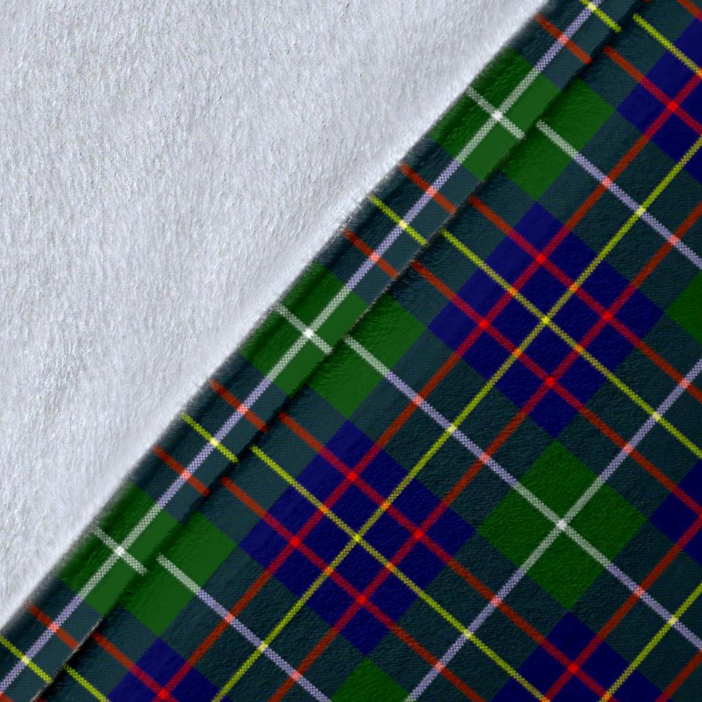 Inglis Modern Tartan Crest Blanket Wave Style