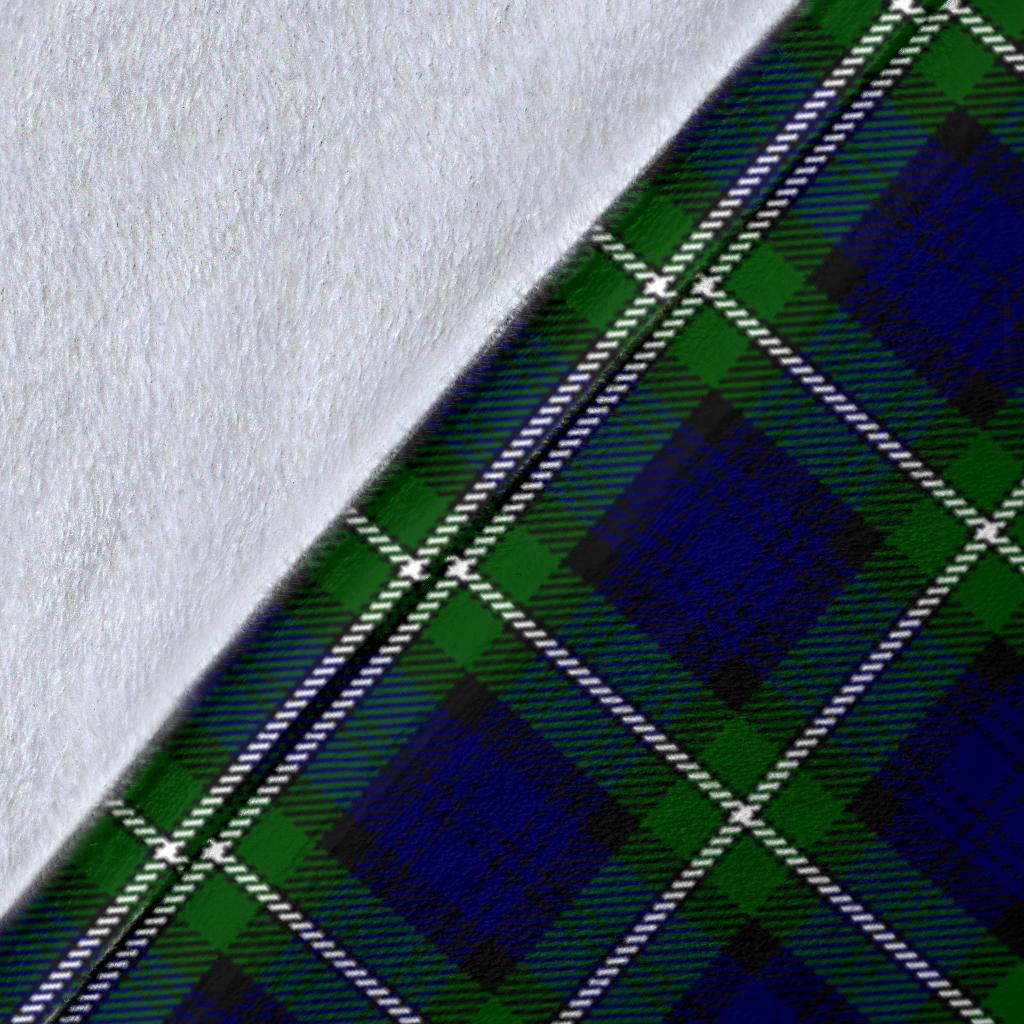 Forbes Modern Tartan Crest Blanket Wave Style