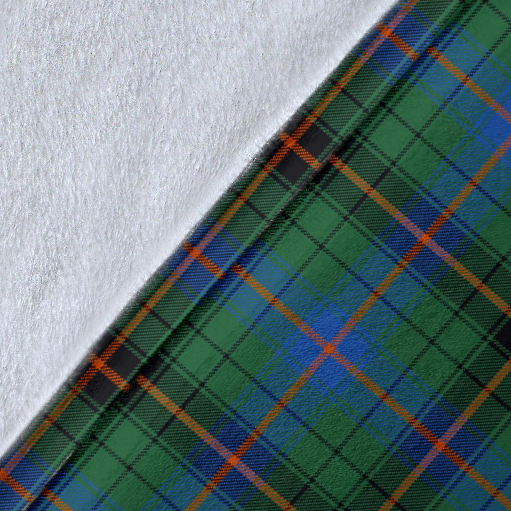 Davidson Ancient Tartan Crest Blanket Wave Style