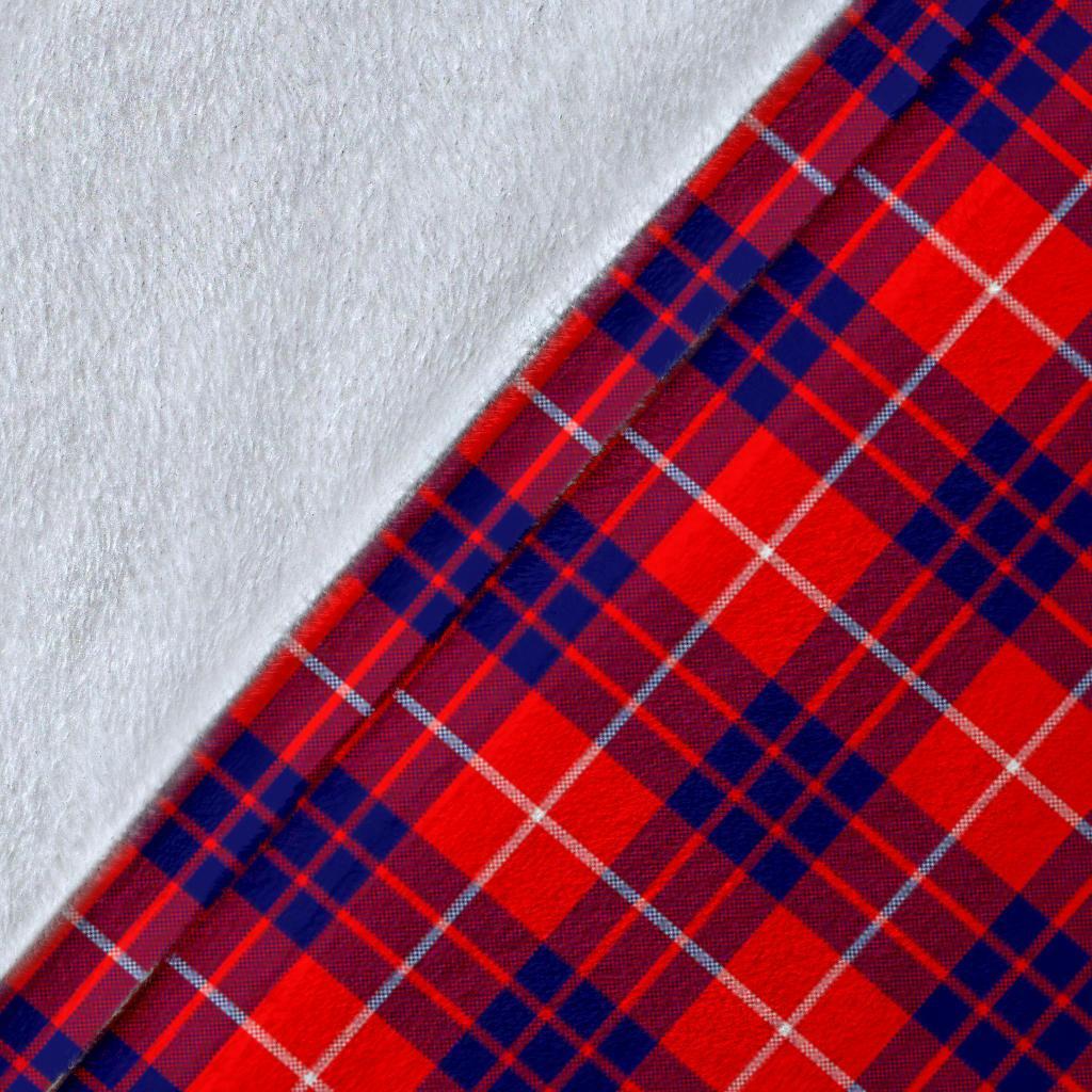 Hamilton Modern Tartan Crest Blanket Wave Style