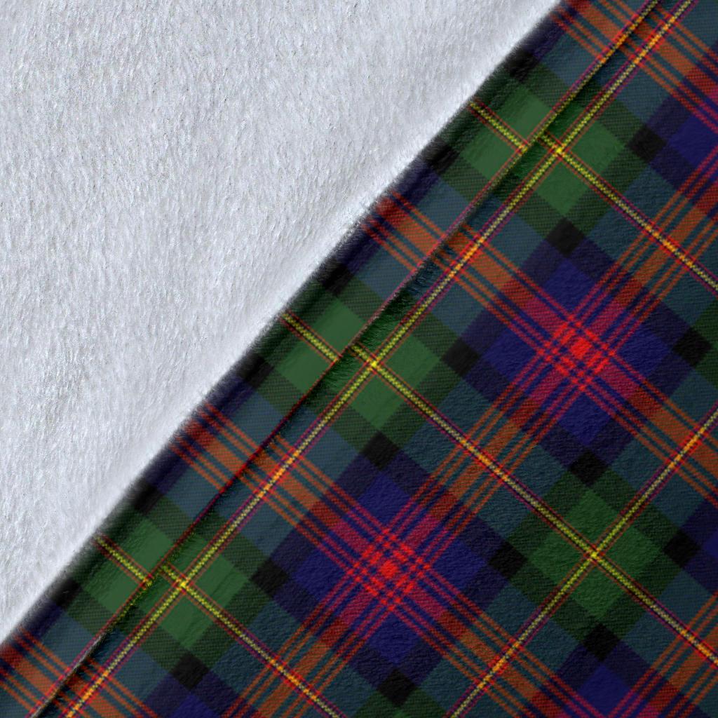 Logan Modern Tartan Crest Blanket Wave Style
