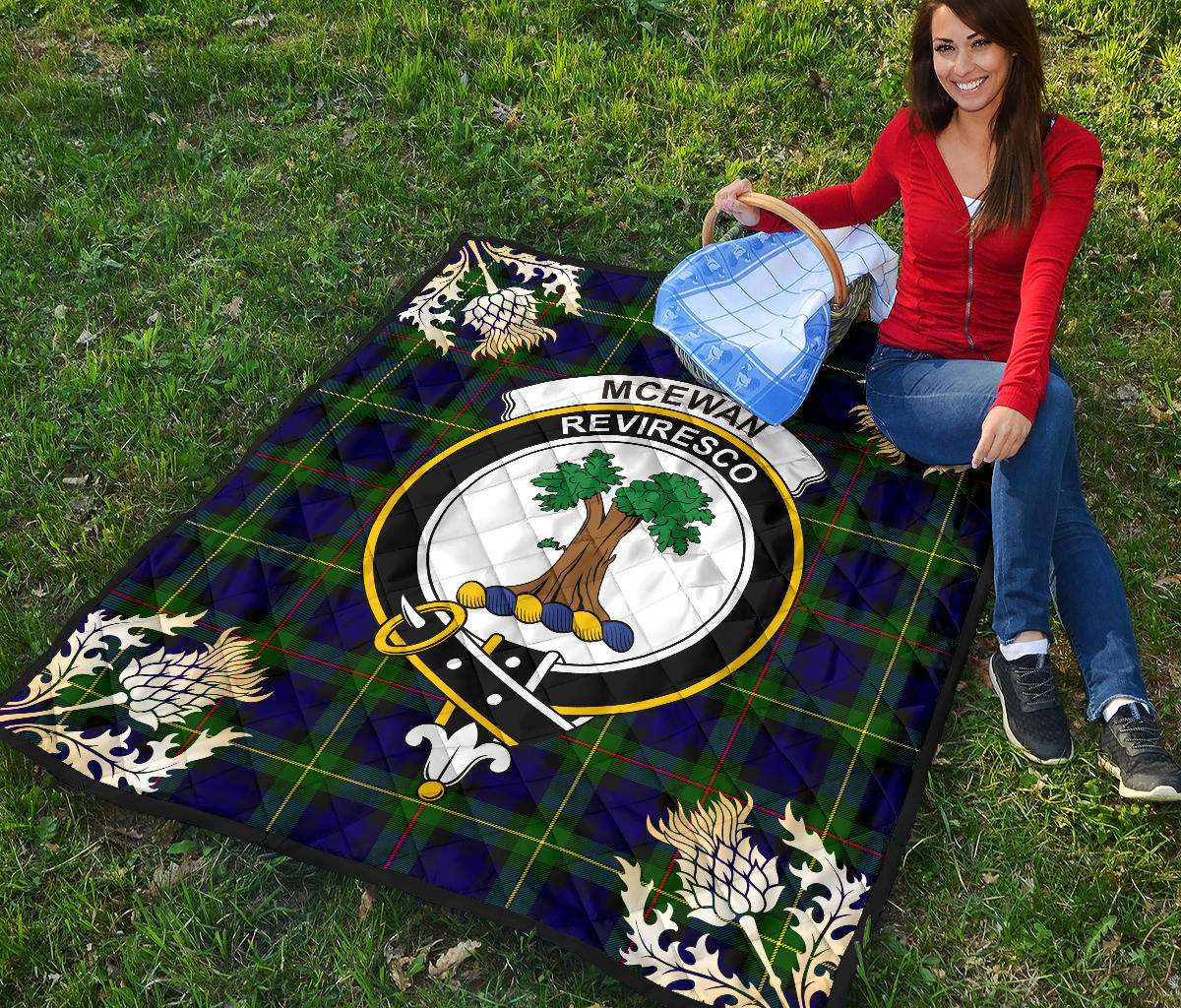 McEwan Tartan Crest Premium Quilt - Gold Thistle Style SP