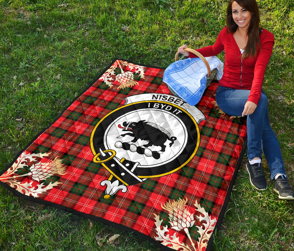 Nisbet Modern Tartan Crest Quilt - Gold Thistle Style SP