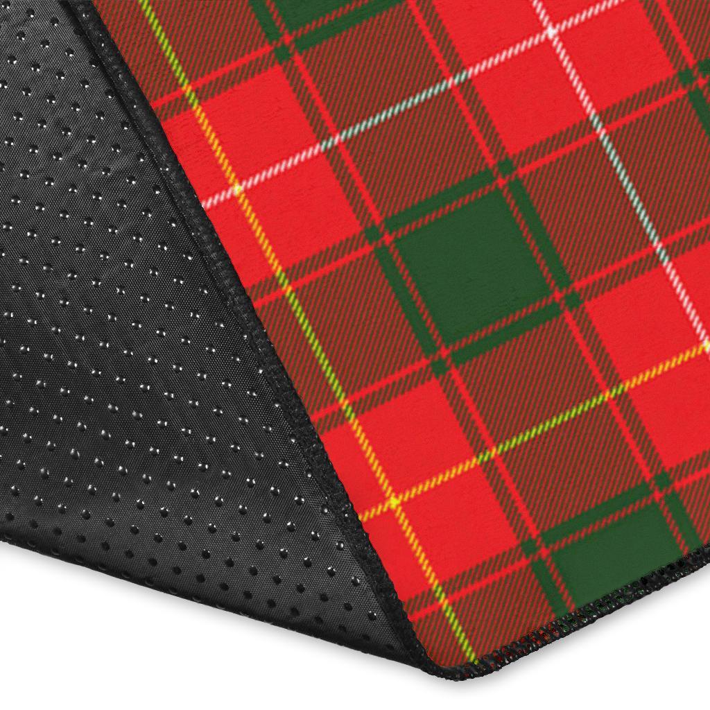Macfie (Of Dreghorn) Tartan Crest Area Rug