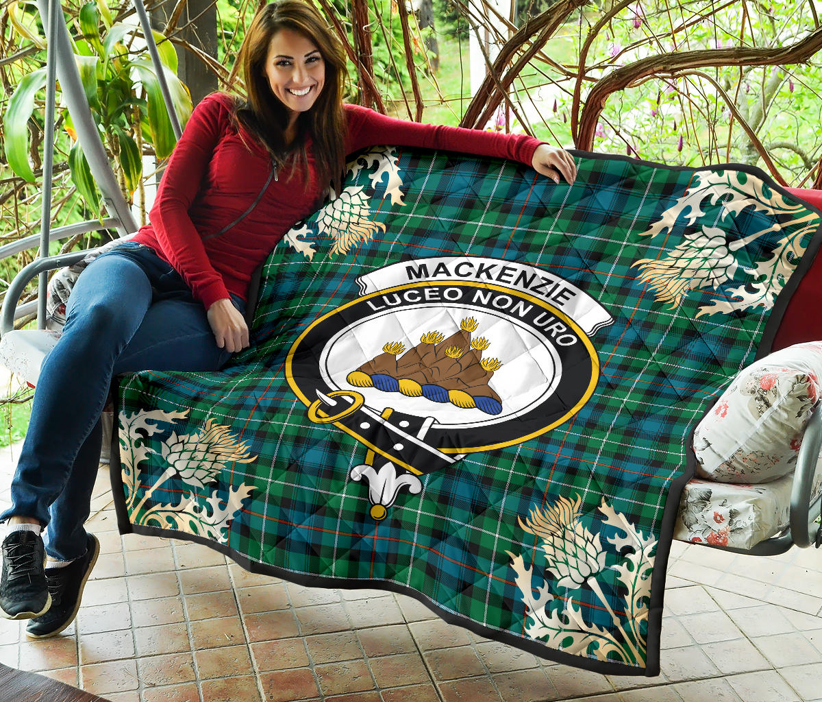 MacKenzie Ancient Tartan Crest Premium Quilt - Gold Thistle Style SP