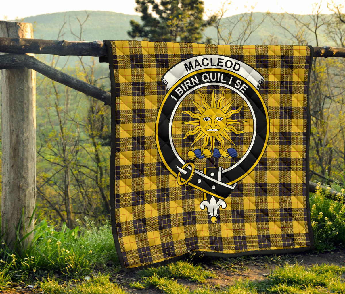 MacLeod of Lewis Ancient Family Tartan Crest Quilt - SP