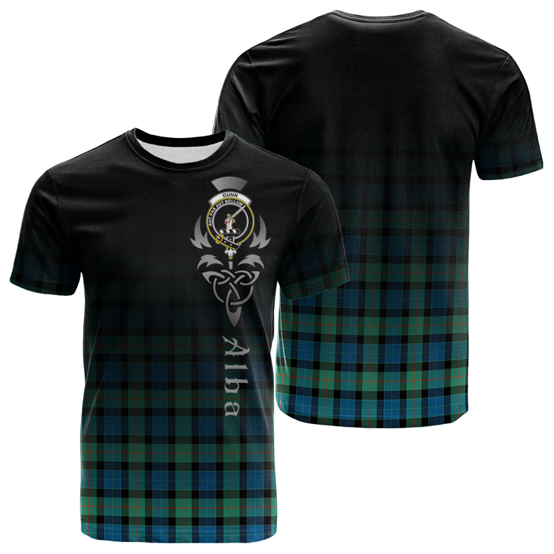 Gunn Ancient Tartan Crest T-shirt - Alba Celtic Style